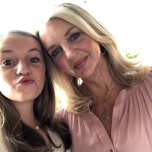 Meet your Posher, Stacey